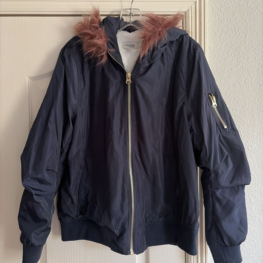 Charlotte Russe Navy Bomber Jacket w/ Faux Fur Hood Women’s Size L Excellent